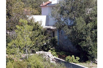 Kroatija Privát Vela Luka, Eksterjeras